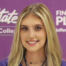 Katelyn Bonner's Instagram, Twitter & Facebook