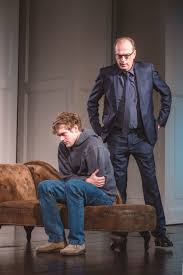 In florian zeller's the lie, a companion piece to his earlier play the truth, michel and laurence are coming for dinner. Der Sohn St Pauli Theater
