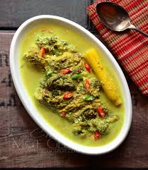 Lazimnya, ikan diperap atau disapu dengan rempah dan kadangkala sambal belacan, lalu dipanggang. Ikan Tilapia Salai Lemak Tempoyak Dapur Tanpa Sempadan