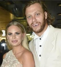 Heather: Charlie Coyle from The Boston Bruins got married this past  weekend... Isn't this the BEST wedding photo?