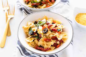 Built of toasted nuts, creamy ricotta, and salty parmesan, you don't even need a food processor to make this riff on the normal pesto you know and love. 28 Pasta Recipes That Take Only 30 Minutes To Make