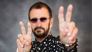 Ringo starr is so much more than the beating heart of one of the greatest bands of all time (though that's no small task). Sir Ringo Starr Schliesst Exklusiv Vertrag Mit Bmg Bertelsmann Se Co Kgaa