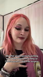 Arin Knox (@arinsquirrel98)’s videos with Un something