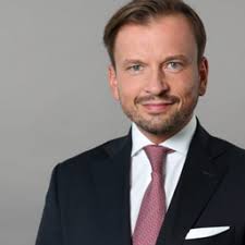 He married a woman whom detective jack pembleton claimed to have loved, earning the detective's ire. Peter P Grabowski Director National Office Advisory Bnp Paribas Real Estate Xing