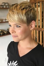 20.short curly blonde hairstyle for fine hair. 35 Best Short Hairstyles For Round Faces In 2020 Lovehairstyles Com