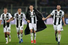 Compare giorgio chiellini to top 5 similar players similar players are based on their statistical profiles. Florence Italy December 01 Paulo Dyala L Joao Cancelo Cristiano Ronaldo And Giorgio Chiellini Of Juve Ronaldo Cristiano Ronaldo Cristiano Ronaldo Cr7