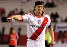 Born 21 december 1973) is an argentine former professional footballer who played as a defensive midfielder, and is the current manager of major league soccer club san jose earthquakes. Mejores Momentos De Matias Almeyda Estadio Deportes