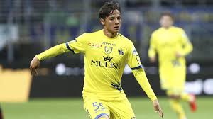 Il chievoverona summer camp 4 special torna a sondalo, splendida località nel cuore del parco nazionale dello stelvio. Fc Bayern Emanuel Vignato Von Chievo Verona Im Visier Der Transfer Check Eurosport