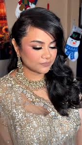 Who wants to be my model next!? Fui al dollar tree a buscar una modelo y me  encontre esta belleza 🤩