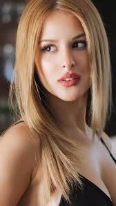 Feliz cumpleaños a mi beba. Ayer te traía a casa por primera vez, tan  chiquita y ahora cumplís 23 añitos y seguís siendo la beba de la casa. Soy  un papá muy orgulloso. Te amo hasta la luna ...