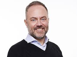 Eric Sundström: Lång väg mot regerandets prosa i USA