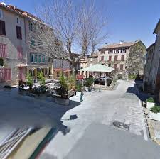 It is located in the var department, near fraxinet and between hyère. Appartement Studio Dans Le Massif Des Maures Tripadvisor La Garde Freinet Location De Vacances