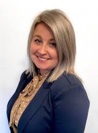 Melissa Seward's Instagram, Twitter & Facebook