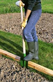 8 Bordures Pratiques Et Charmantes Jardins Bordure Jardin Parterres