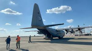 Dia de la bandera fuerza aerea argentina. Vuelos Rasantes Libro A Belgrano Y Show De Luces En La Previa Al Dia De La Bandera