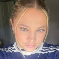 20+ "Emma Crisp" profiles