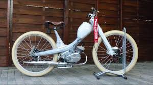 Seitdem bemühen wir uns auch ihnen die freude am nsu fahren und restaurieren mit auf den weg zu geben. Nsu Quickly Bobber Driving Youtube