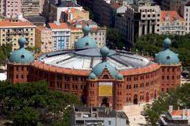 The campo pequeno museum is a space dedicated to the world of bullfighting in portugal, with a special focus on the history of campo pequeno bullring, . Campo Pequeno Wikipedia