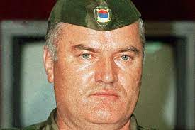 U lazarevu su živele četiri familije koje imaju rodbinske veze sa odbeglim generalom i sve četiri se stavljaju pod nadzor. Ratko Mladic Nzz