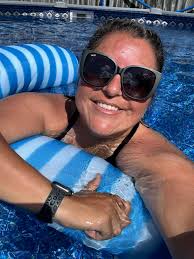 Water is clear and beautiful! Happy 4th from Texas☀️❤️🤍💙🇺🇸