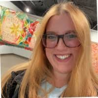 20+ "Emma Hofer" profiles