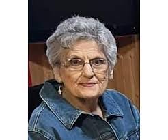 Robin Hasty's Instagram, Twitter & Facebook