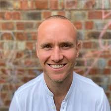 We're proud to share that Vanessa Eagle, Head of Investment, iProspect and  dentsu X, has been named one of the top media buyers shaping the industry  in 2024 by Campaign UK 🙌