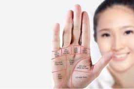 Cách xem chỉ tay đường công danh dự đoán sự nghiệp tương lai chính xác