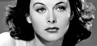 When beauty overshadows scientific genius