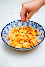 Calamarata With Fresh Tomato Sauce The Taste Edit Recipe Fresh Tomato Sauce Fresh Tomato Recipes Pasta Sauce With Fresh Tomatoes