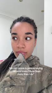 Understanding Fan Relationships: Olivia Dean's Impact