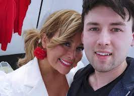 Maybe you would like to learn more about one of these? Hijo De Cathy Barriga Encontro El Amor En Guapa Y Reconocida Maquilladora E Influencer De Instagram