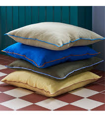 The polyester fabric is water resistant and uv treated to resist fading. Hay Throw Pillow Outline Light Yellow Textile 50x50cm Lefliving Com