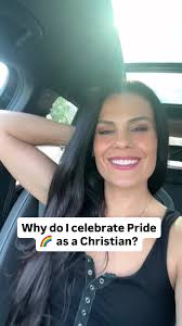 Lauren Lesbian Singer