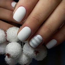 Check spelling or type a new query. Kurze Weisse Nagel Nagel Weiss Kurz Ring Manikure Glatt Mittel Check More At Https Www Schonheitnageldesi Ring Finger Nails Finger Nail Art Plain Nails