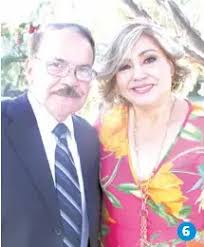 Pamela y Daniel firman actas matrimoniales