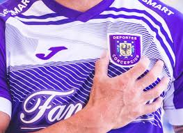 A comienzos de la década del cuarenta, se rediseña el escudo y cambios más. Club Social Y De Deportes Concepcion On Twitter Desafio Aceptado Amigos De Defensorsp 1 Escudo 2 Estadio 3 Hinchas 4 Jugadores Ahora Es El Turno De Realizar El Footballclubchallenge A Equipos Que