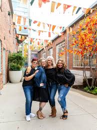 We took a girls trip November 2-6 and had a GREAT time! We stopped in at  Winky Lux! The girls in the shop were so fun! We had a great time taking