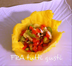 Ingredienti per 8 cestini (ovviamente la quantità di cestini dipende dalla grandezza) cuocere la polenta seguendo le indicazioni riportate sulla confezione e lasciandola abbastanza liquida. Cestini Di Polenta Con Verdure Fra Tutti Gusti