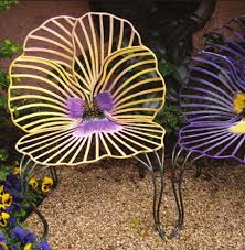 Google Image Result For Http 1 Bp Blogspot Com Lmyvyqwf4jw Tgs6vr7kcwi Aaaaaaaabne Sneikcii9ig S1600 Pansy 2bchair 2b2 2b Garden Art Outdoor Flowers Pansies