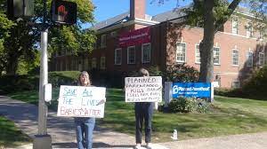 Pro Lifers Call To Defund Planned Parenthood