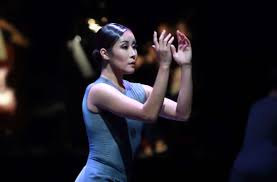The late dahar master once faced james kirk in 2269 but joined him to defeat their true enemy, an energy lifeform living off their shared. Abschied Vom Stuttgarter Ballett Erste Solistin Hyo Jung Kang Geht Nach Wien Kultur Stuttgarter Zeitung