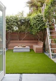 Pin Von Emely Auf Garten Hoftor Zaun Gartengestaltung Kleiner Garten Hinterhof Garten