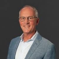 100+ perfis com “Machovsky”