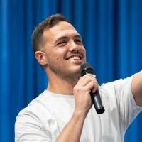 100+ "Eric Ponce" profiles