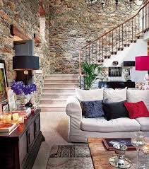 Taş duvarıyla yapılmış, duvarlarının kalınlığı yaklaşık 70cm dır, taban ve tavan döşemeleri ağaç ve. Ic Dekorasyon Ornekleri Sik Modern 2015 Ic Tasarim Modelleri