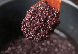 Rupa2nya dah pun hampir di pertengahan tahun. Ini 4 Tip Bubur Pulut Hitam Masak Sempurna Tidak Berjelatah