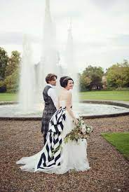 Go Bold Or Go Home Black And White Wedding Dresses Wedpics Blog White Wedding Dresses Striped Wedding Dress White Stripes Wedding
