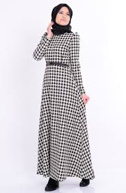 Sefamerve Tesettur Kazayagi Desenli Elbise Modelleri Moda Tesettur Giyim Elbise Modelleri Elbise Moda Stilleri
