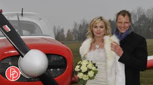 Merle verirrt sich beim wandern und hat einen schweren unfall. Rote Rosen Alle Paare Im Uberblick Teil 2 Promipool Youtube